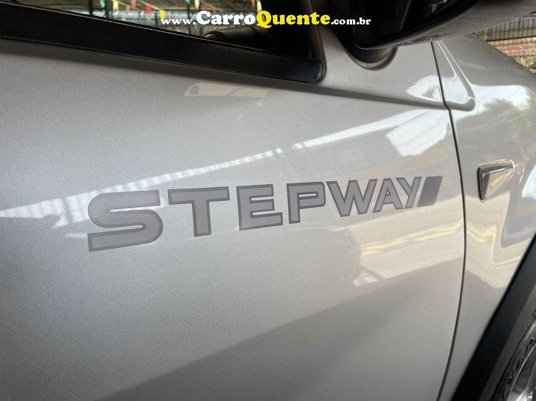 RENAULT SANDERO 1.6 STEPWAY 16V - Loja