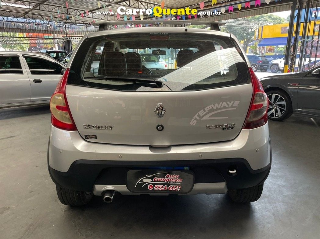 RENAULT SANDERO 1.6 STEPWAY 16V - Loja