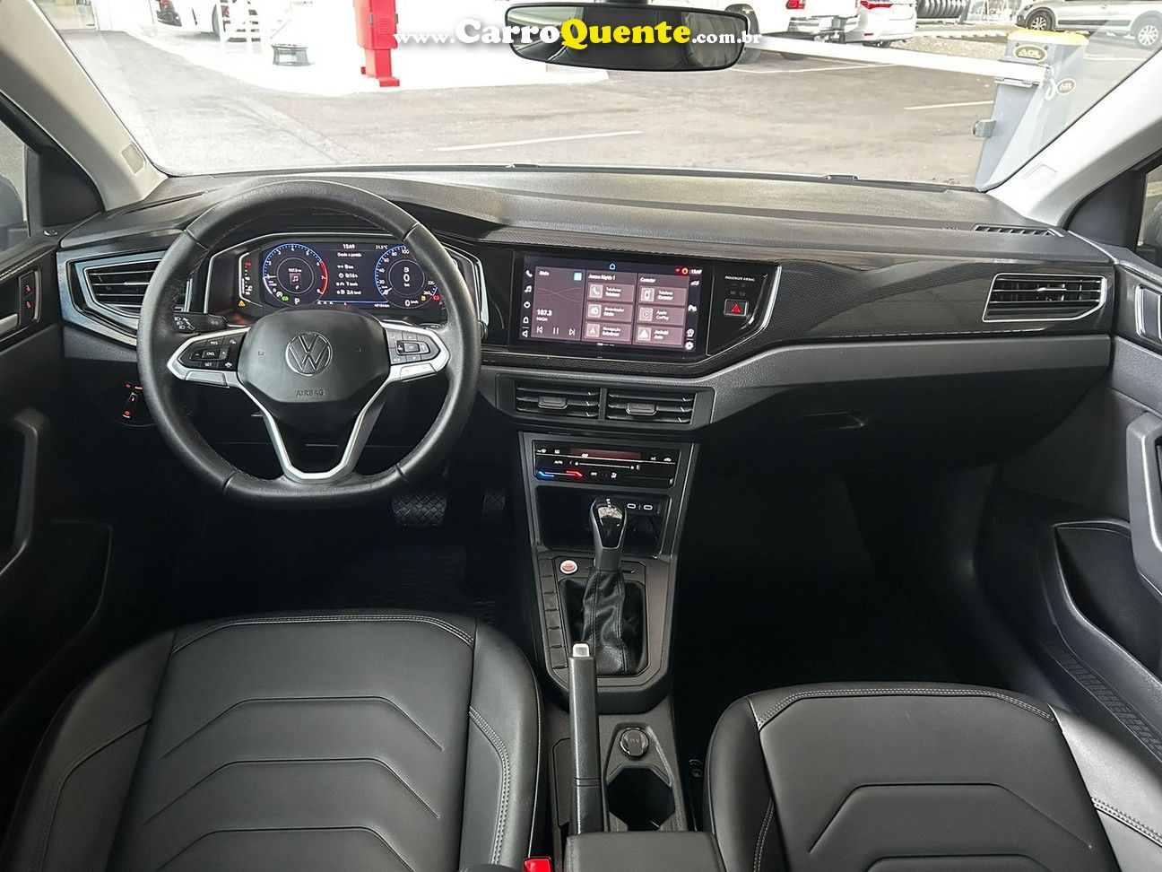 VOLKSWAGEN POLO 1.0 200 TSI HIGHLINE - Loja