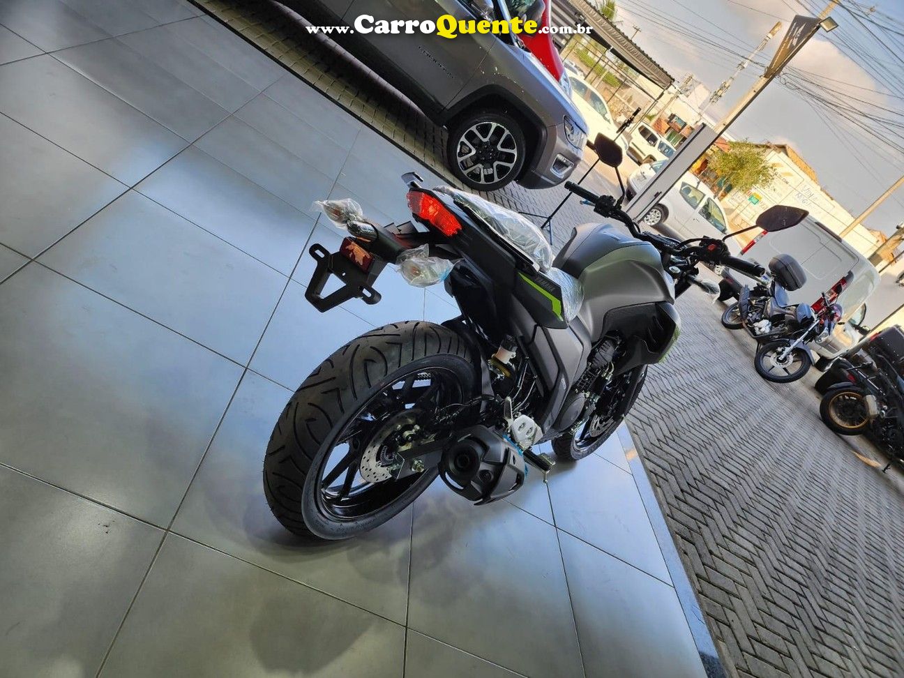 YAMAHA FZ25 FAZER ABS  - Loja