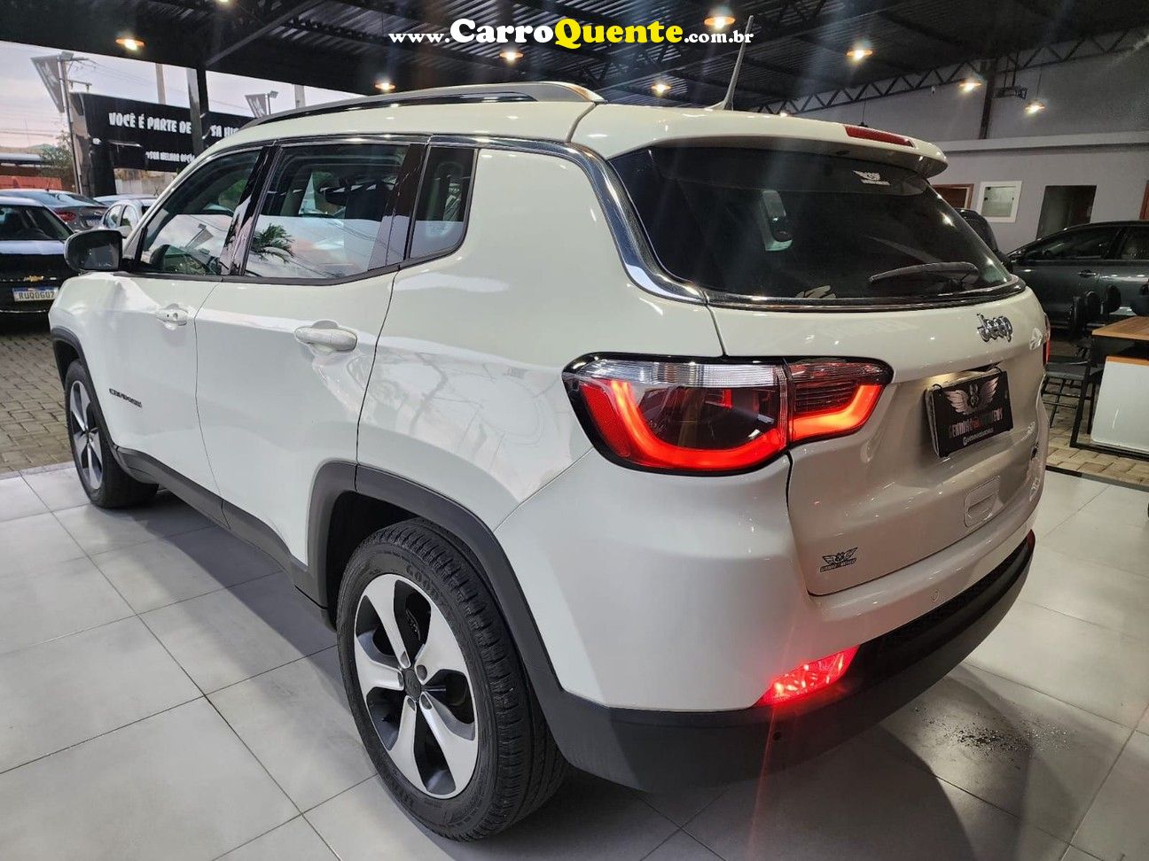 JEEP COMPASS 2.0 16V LONGITUDE - Loja