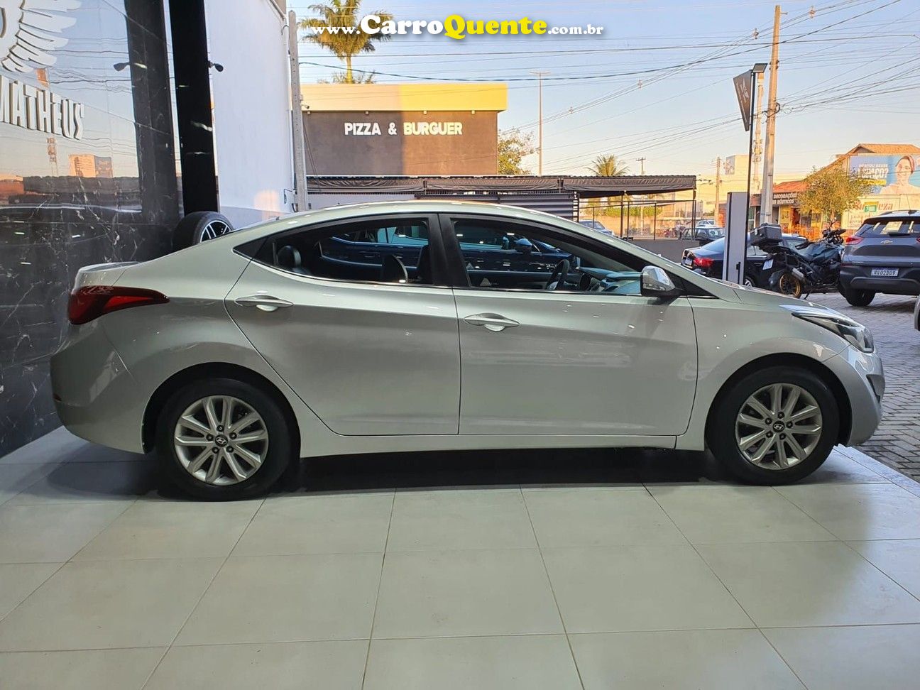 HYUNDAI ELANTRA 2.0 GLS 16V - Loja