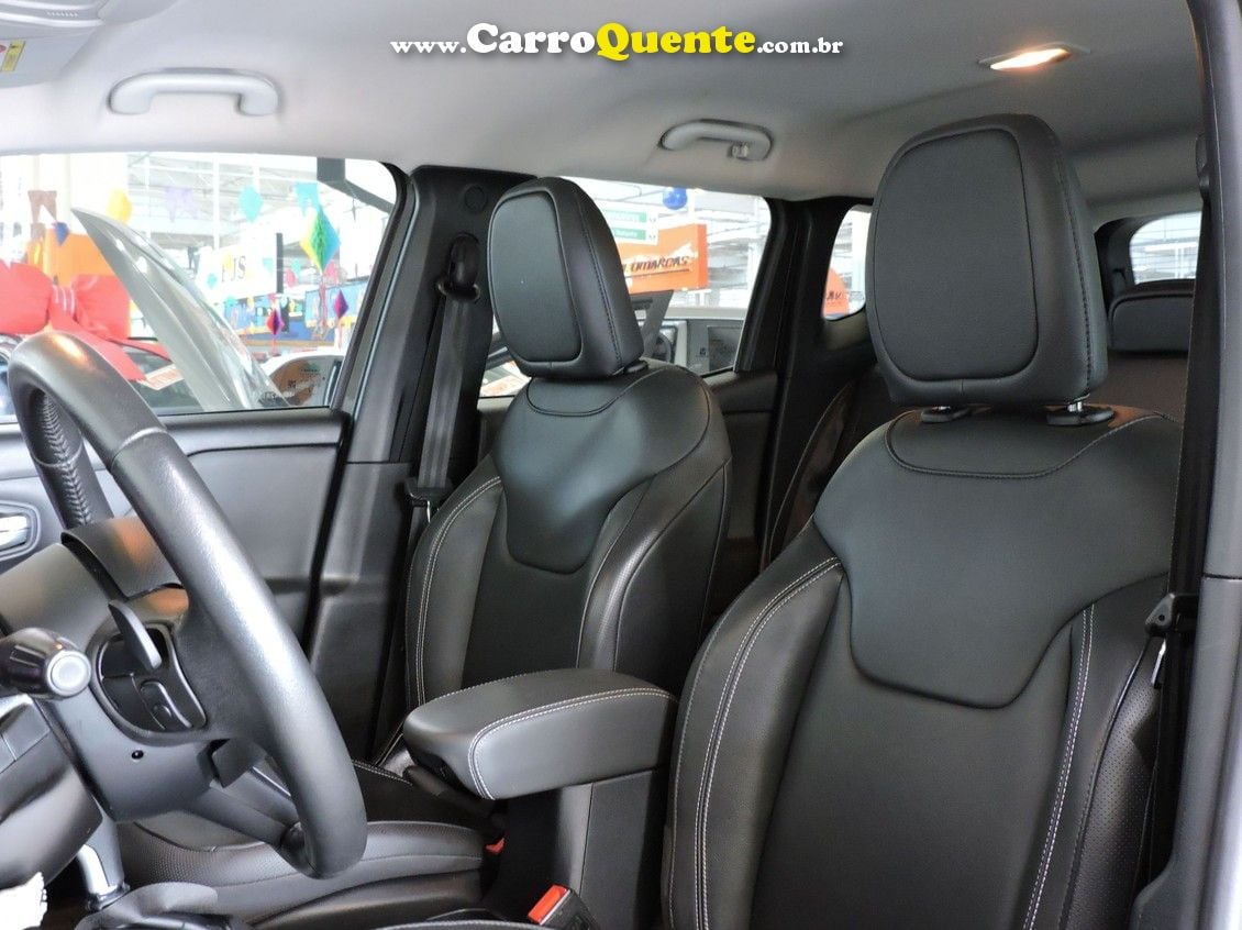 JEEP RENEGADE 1.8 16V LONGITUDE - Loja