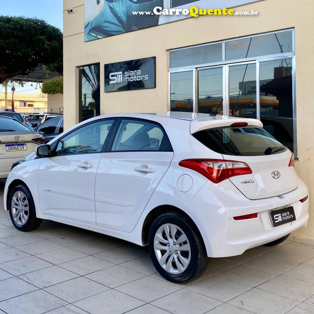 HYUNDAI   HB20 COMFORT PLUS 1.0 TB FLEX 12V MEC.   BRANCO 2017 1.0 FLEX - Loja