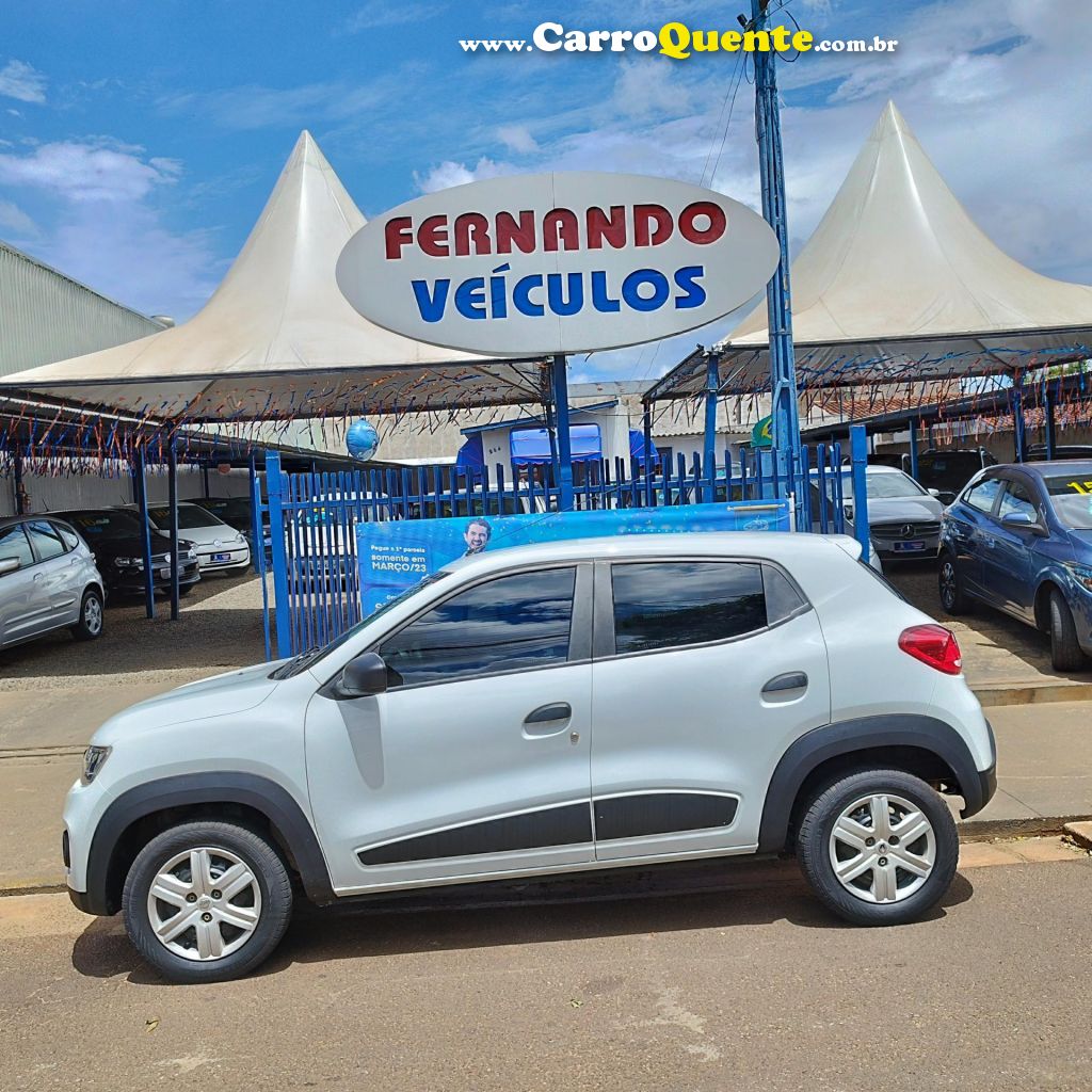 RENAULT   KWID LIFE 1.0 FLEX 12V 5P MEC.   BRANCO 2020 1.0 FLEX - Loja