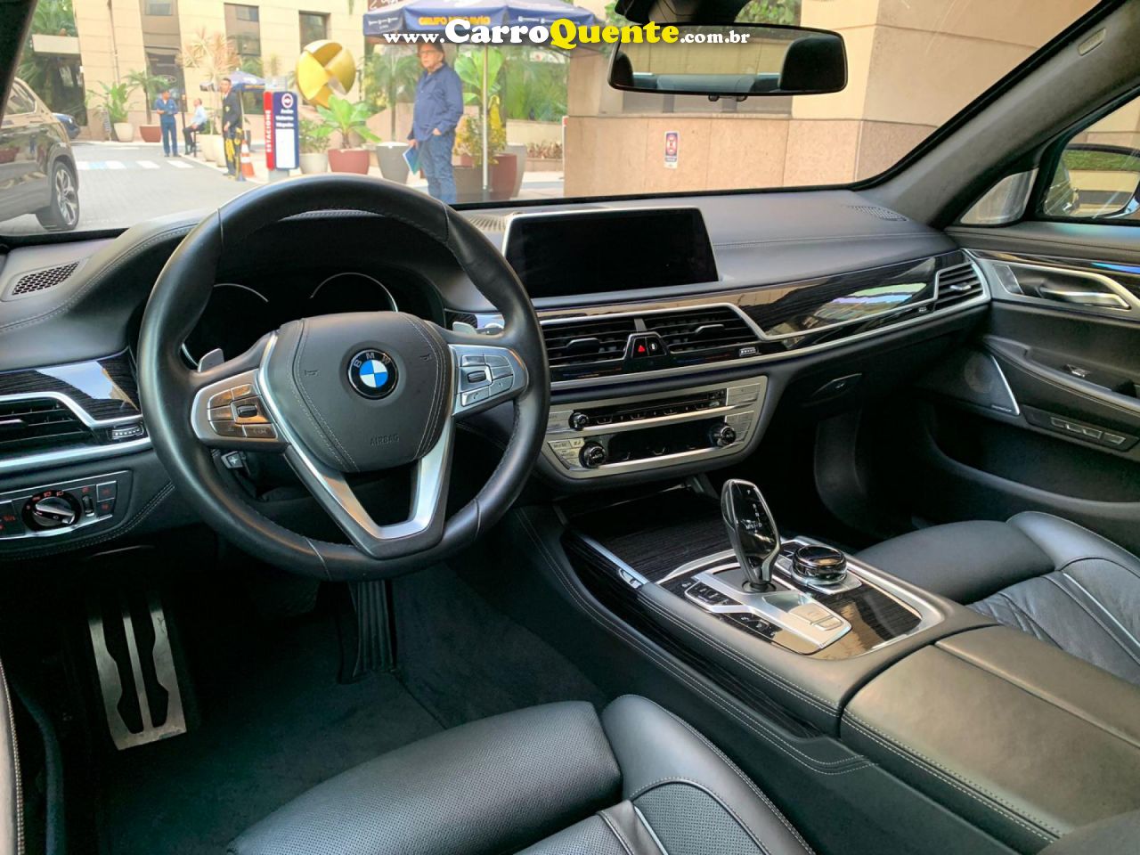 BMW   4.4 M SPORT V8 32V GASOLINA 4P   CINZA 2017 4.4 GASOLINA - Loja