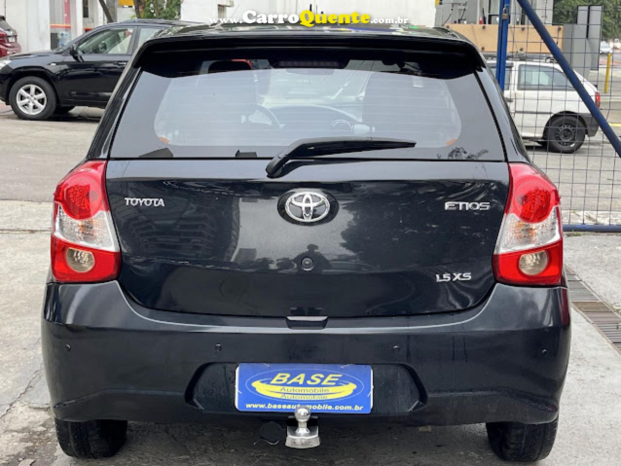 TOYOTA   ETIOS XS 1.5 FLEX 16V 5P MEC.   PRETO 2018 1.3 FLEX - Loja