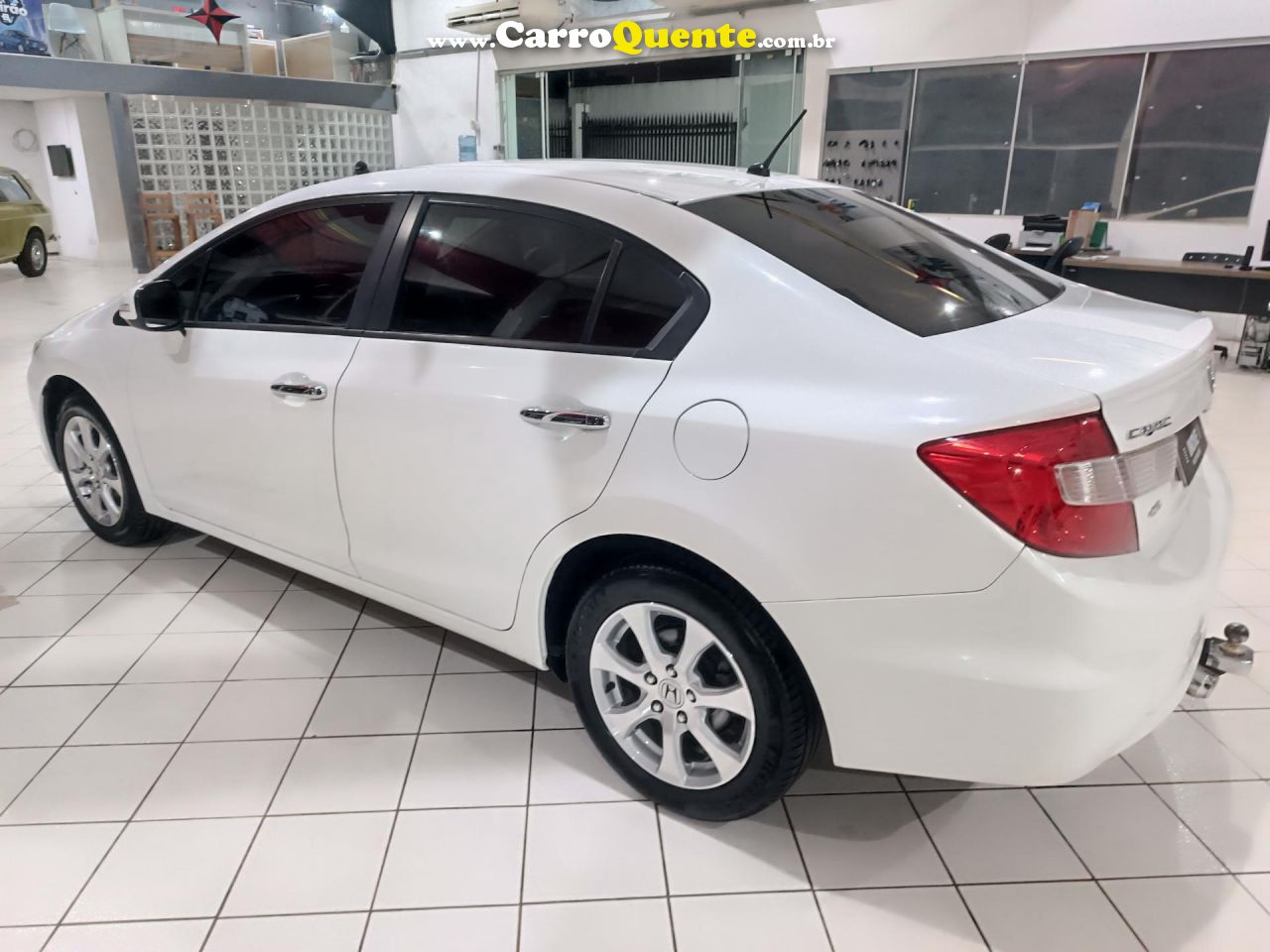 HONDA   CIVIC SEDAN EXR 2.0 FLEXONE 16V AUT. 4P   BRANCO 2014 2.0 GASOLINA - Loja