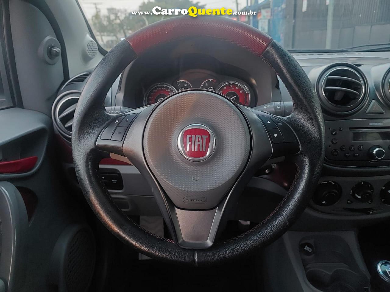 FIAT   PALIO SPORTING 1.6 FLEX 16V 5P   BRANCO 2014 1.6 FLEX - Loja