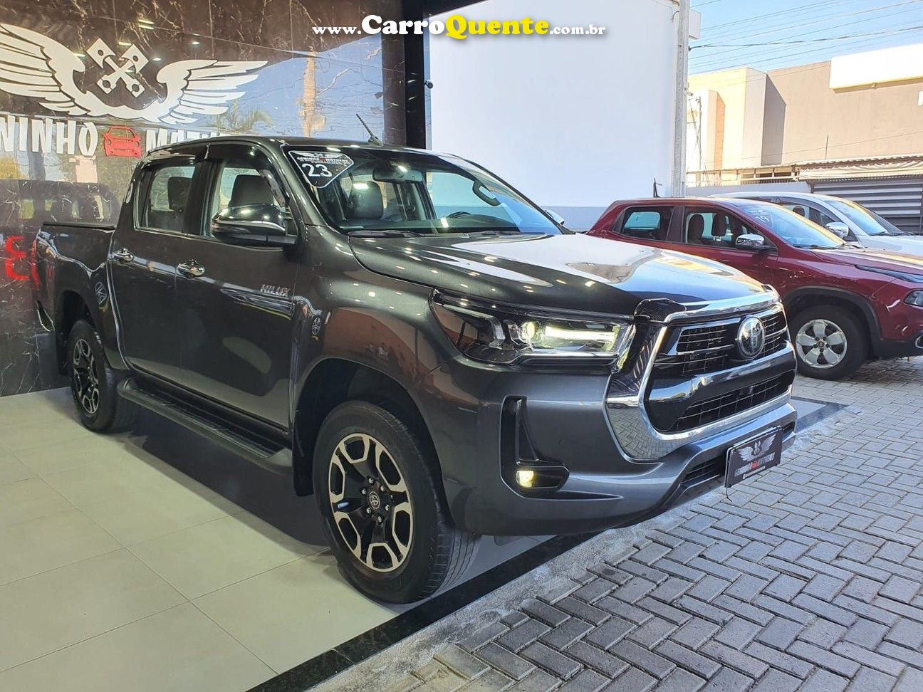 TOYOTA HILUX 2.8 SRV 4X4 CD 16V - Loja