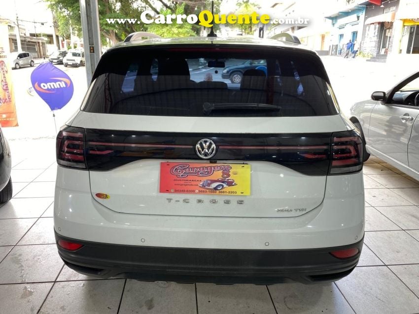 Volkswagen T-CROSS 1.0 200 TSI TOTAL FLEX AUTOMÁTICO - Loja