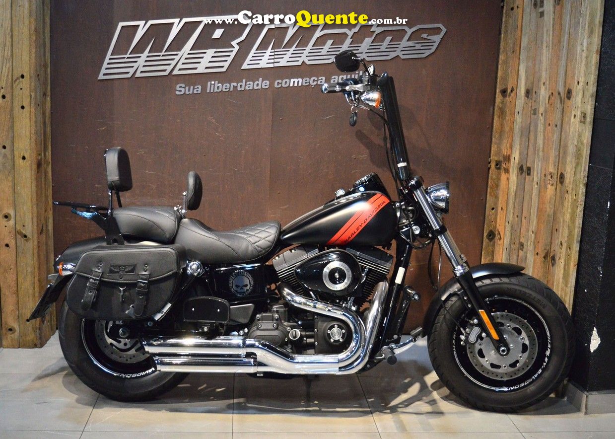 HARLEY-DAVIDSON DYNA FAT BOB - Loja