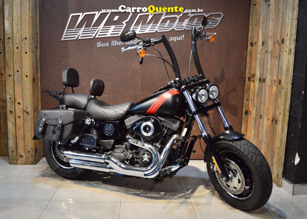 HARLEY-DAVIDSON DYNA FAT BOB - Loja