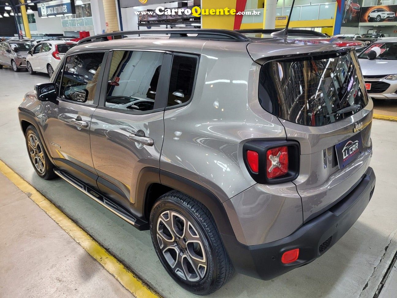 JEEP RENEGADE 1.8 16V LONGITUDE 49.000KM + AR DIGITAL - Loja