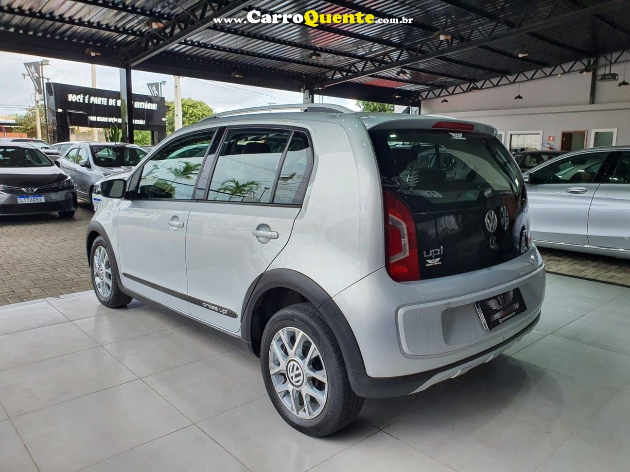 VOLKSWAGEN CROSS UP 1.0 TSI 12V - Loja