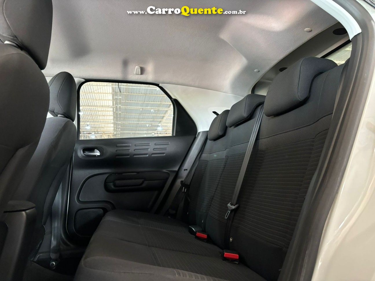 CITROEN C4 CACTUS 1.6 VTI 120 FEEL PACK EAT6 - Loja