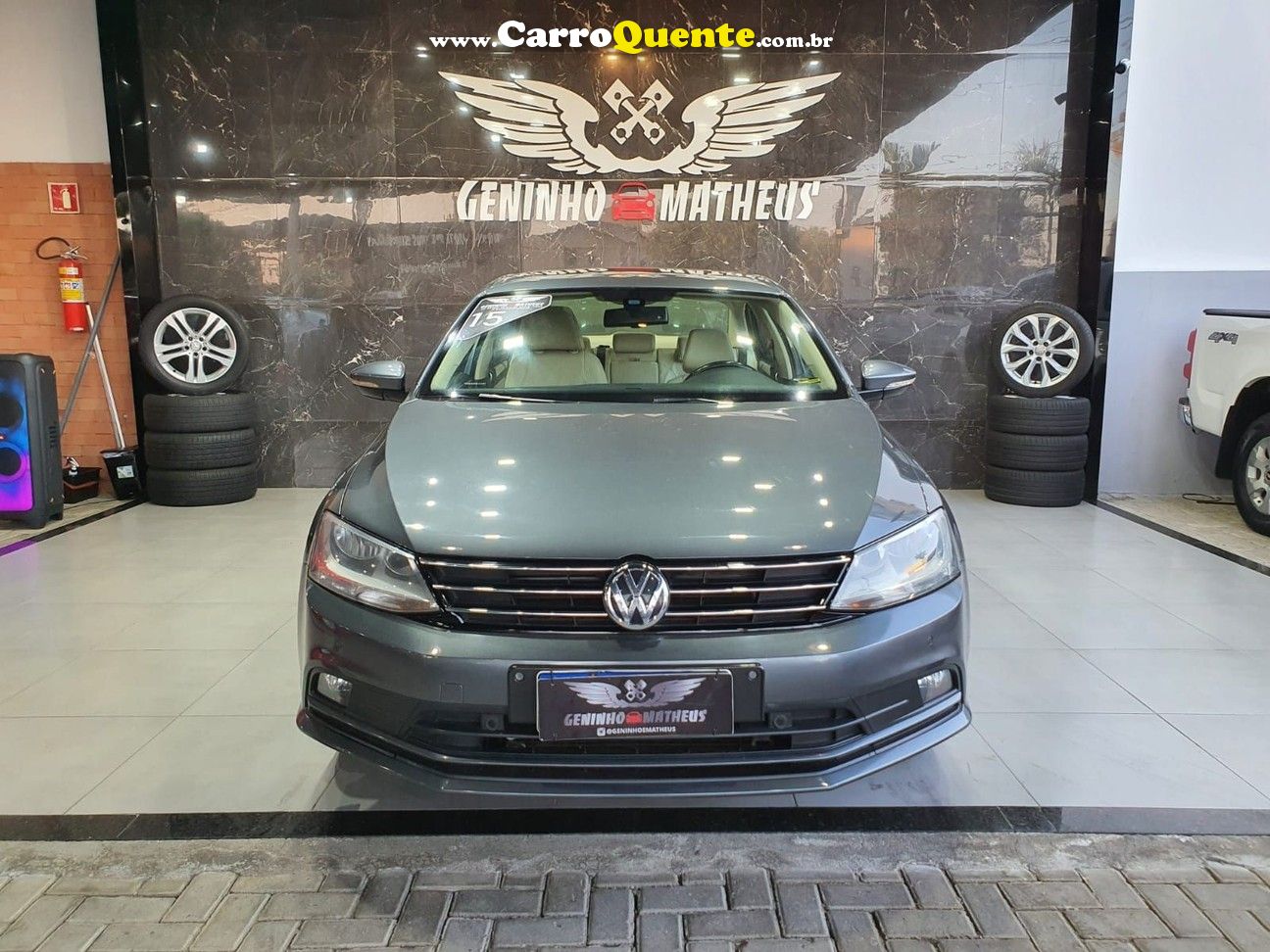 VOLKSWAGEN JETTA 2.0 TSI HIGHLINE 211CV - Loja