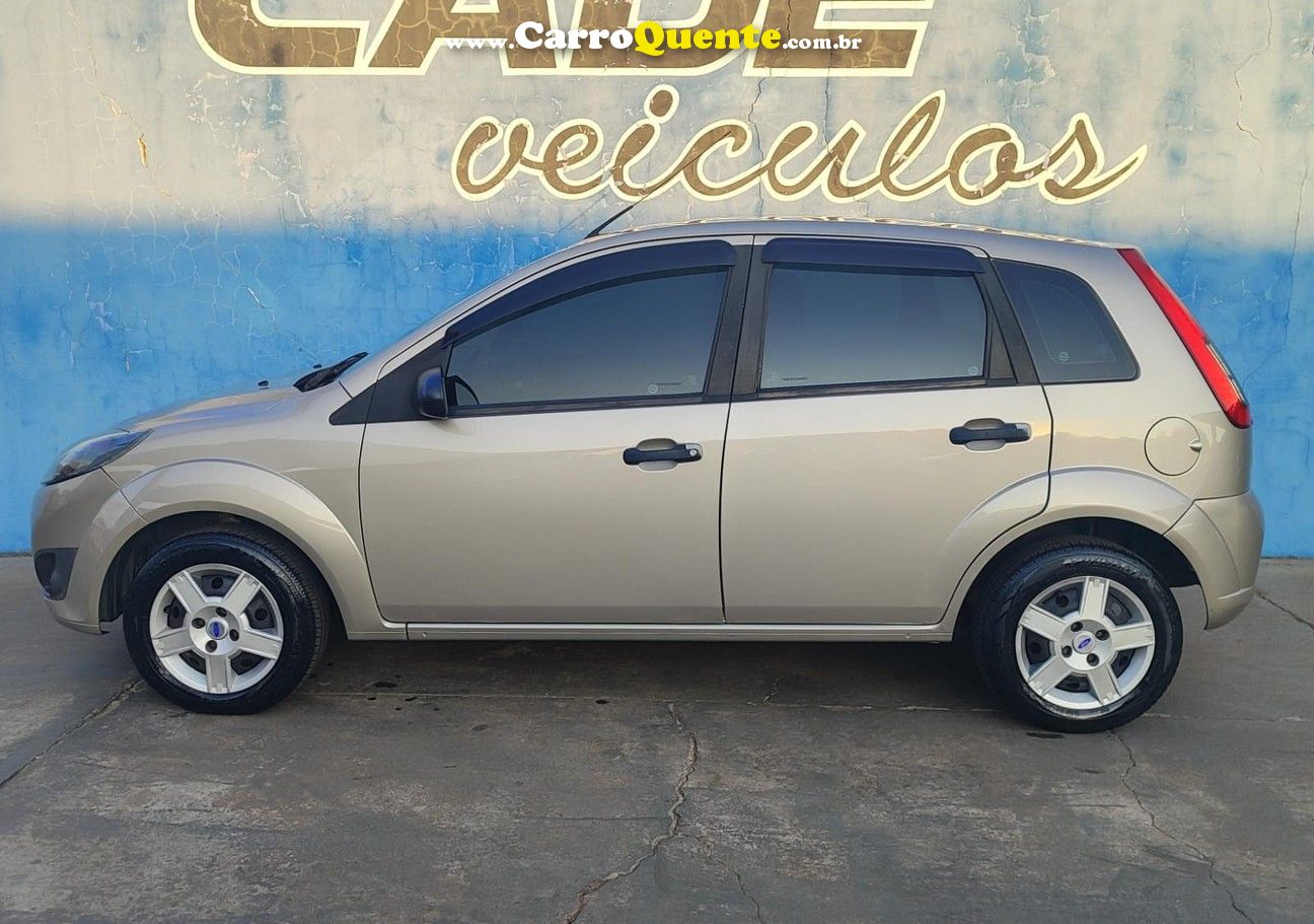 FORD FIESTA 1.0 ROCAM HATCH 8V - Loja