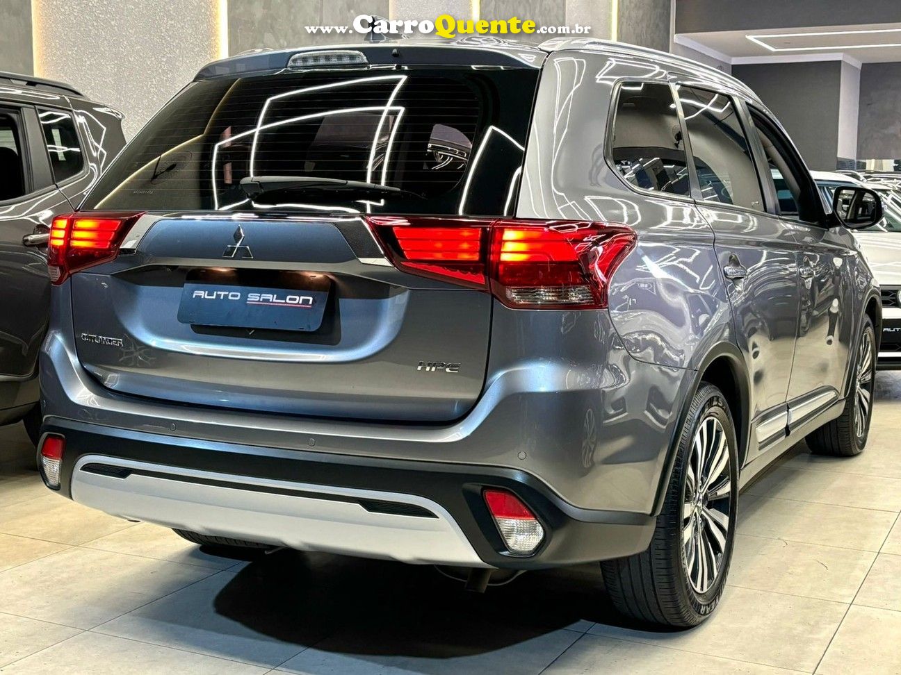 MITSUBISHI OUTLANDER 2.0 MIVEC HPE - Loja