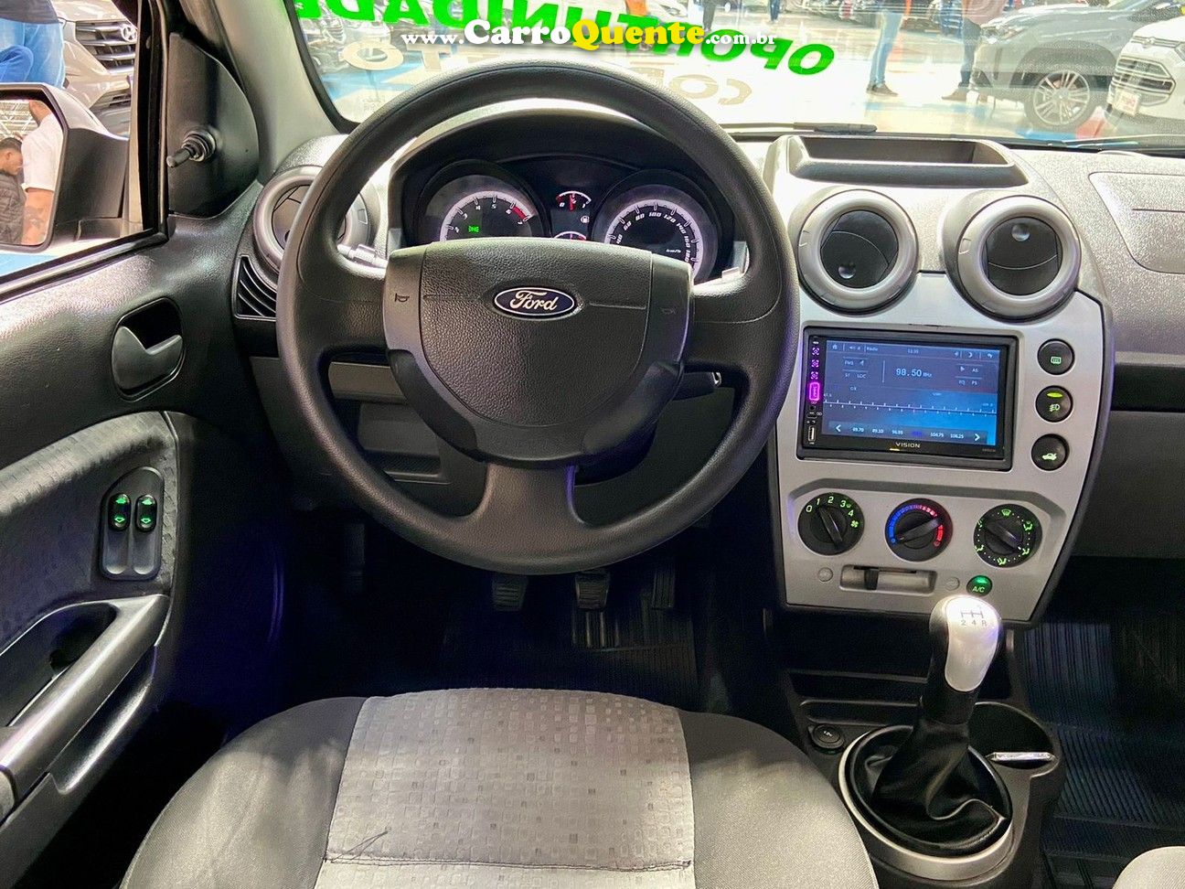 FORD FIESTA 1.6 MPI CLASS SEDAN 8V - Loja