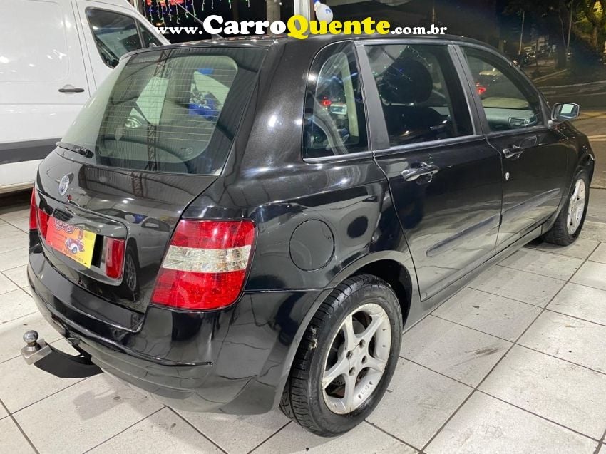 Fiat STILO 1.8 MPI 8V FLEX 4P MANUAL - Loja