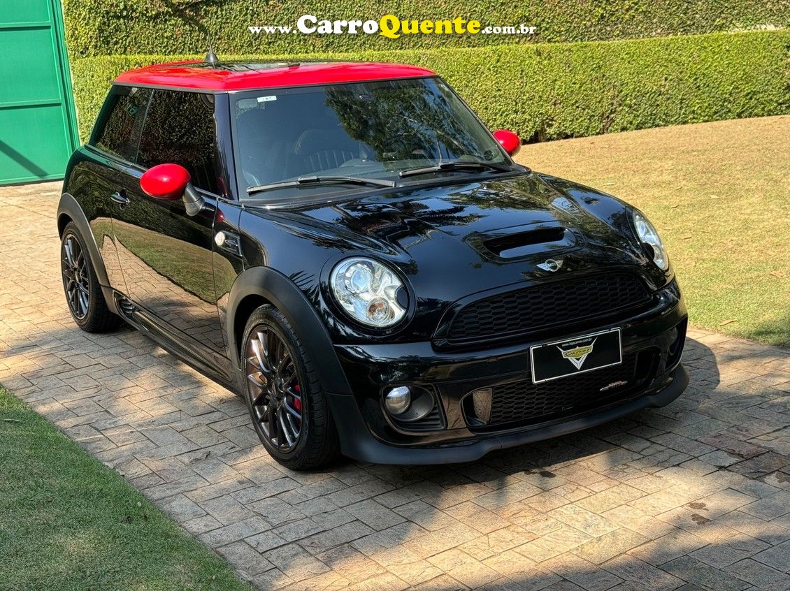 MINI JOHN COOPER WORKS 1.6 COUPE 16V 211CV - Loja