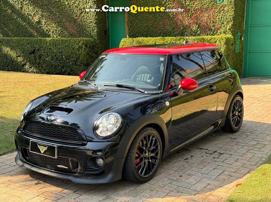 MINI JOHN COOPER WORKS 1.6 COUPE 16V 211CV - Loja