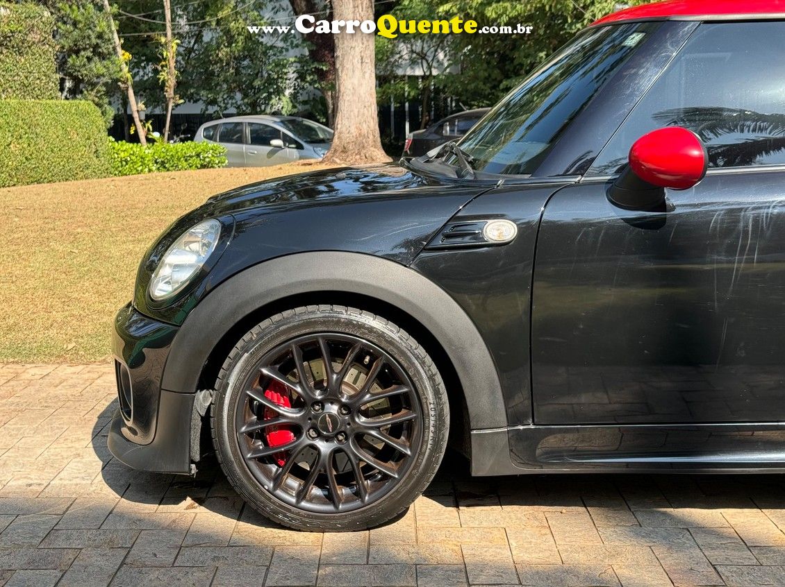 MINI JOHN COOPER WORKS 1.6 COUPE 16V 211CV - Loja