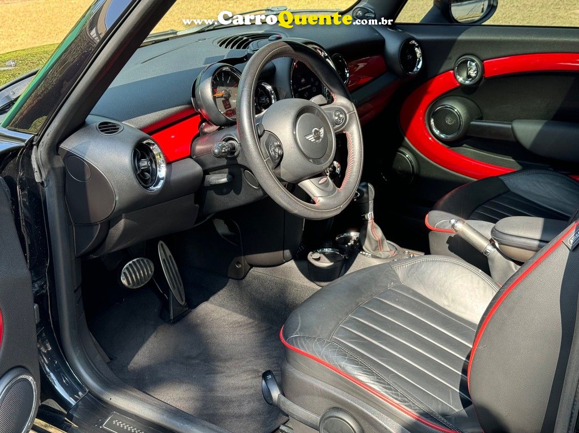 MINI JOHN COOPER WORKS 1.6 COUPE 16V 211CV - Loja