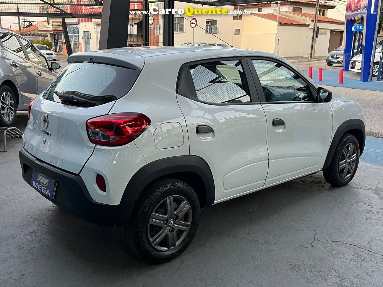 RENAULT KWID 1.0 12V SCE ZEN - Loja