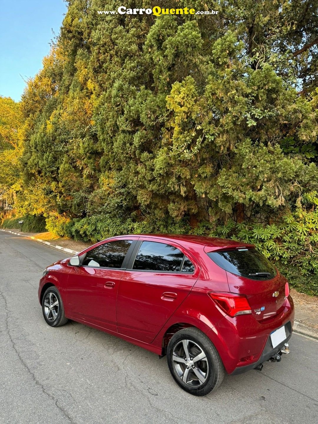 Chevrolet Onix LTZ 1.4 Flex 2018 Lindíssimo!! - Loja