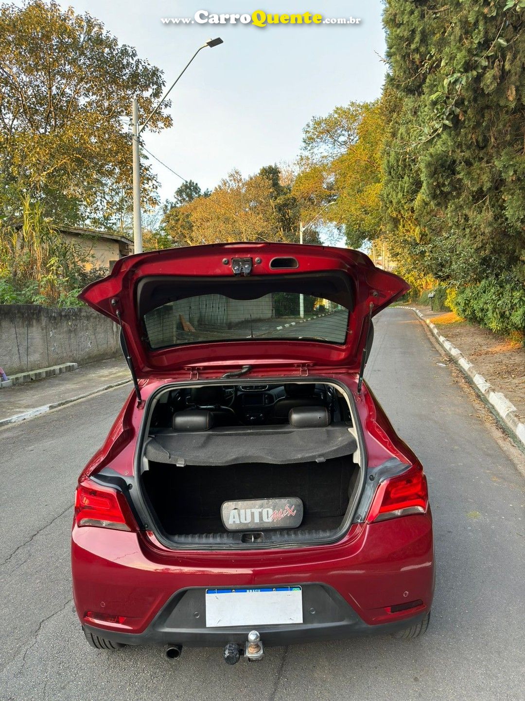 Chevrolet Onix LTZ 1.4 Flex 2018 Lindíssimo!! - Loja