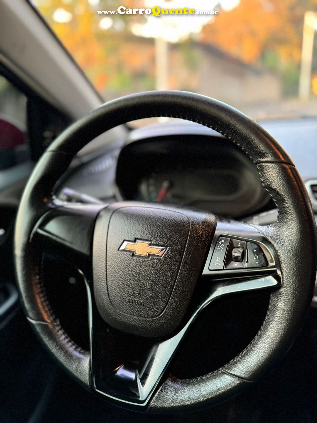 Chevrolet Onix LTZ 1.4 Flex 2018 Lindíssimo!! - Loja