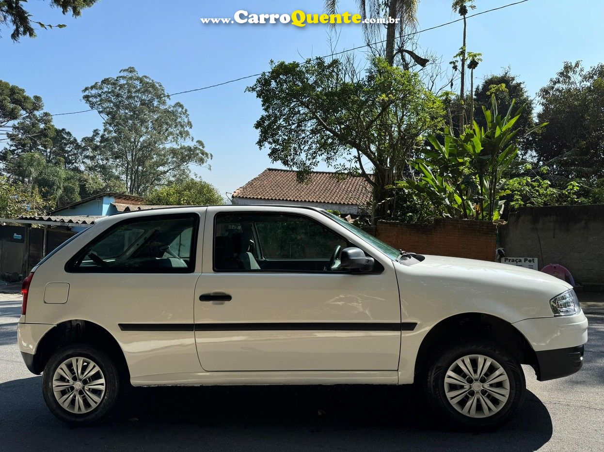 Volkswagen Gol G4 1.0 Flex 2014 C/ Ar Condicionado - Loja