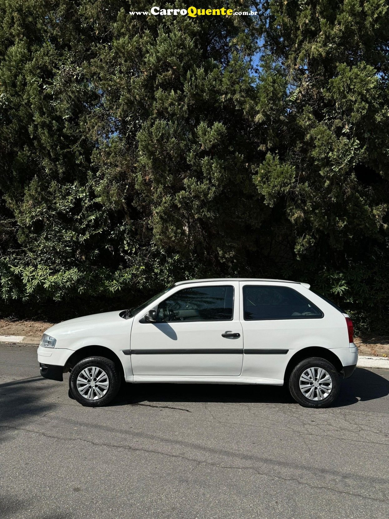 Volkswagen Gol G4 1.0 Flex 2014 C/ Ar Condicionado - Loja