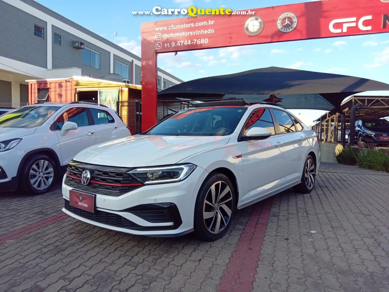 VOLKSWAGEN JETTA 2.0 350 TSI GLI DSG - Loja