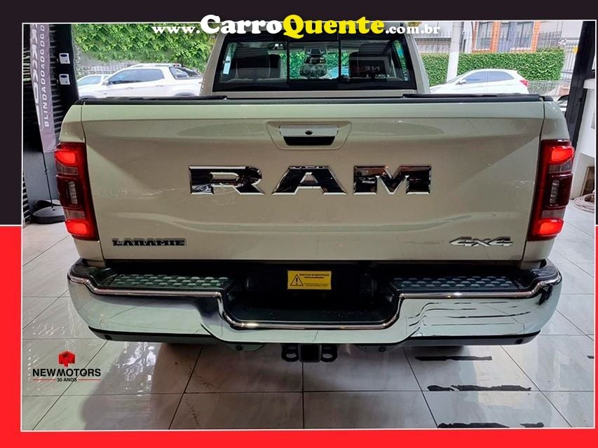 RAM 2500 6.7 I6 TURBO LARAMIE CD 4X4 - Loja