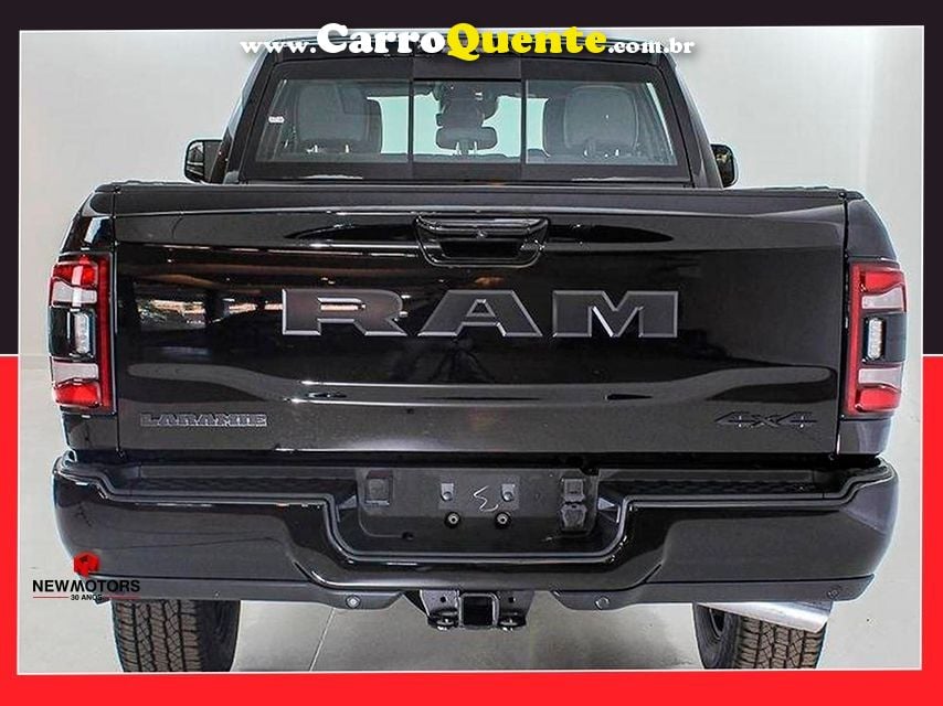 RAM 3500 6.7 I6 TURBO LARAMIE NIGHT EDITION CD 4X4 - Loja