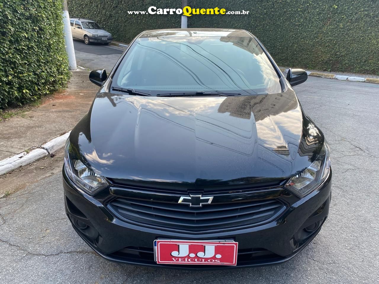 CHEVROLET ONIX 1.0 JOY PLUS BLACK 8V - Loja