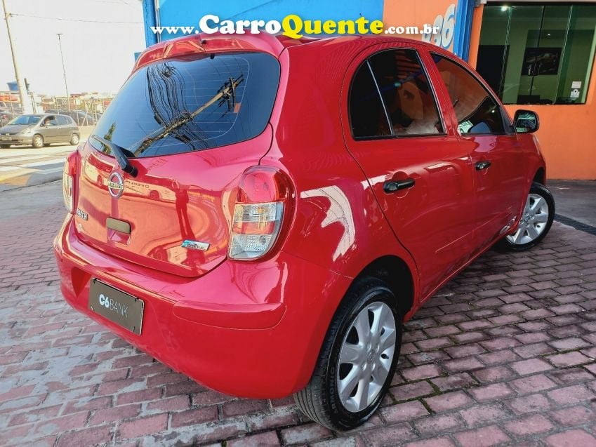 Nissan MARCH 1.0 S 16V FLEX 4P MANUAL - Loja