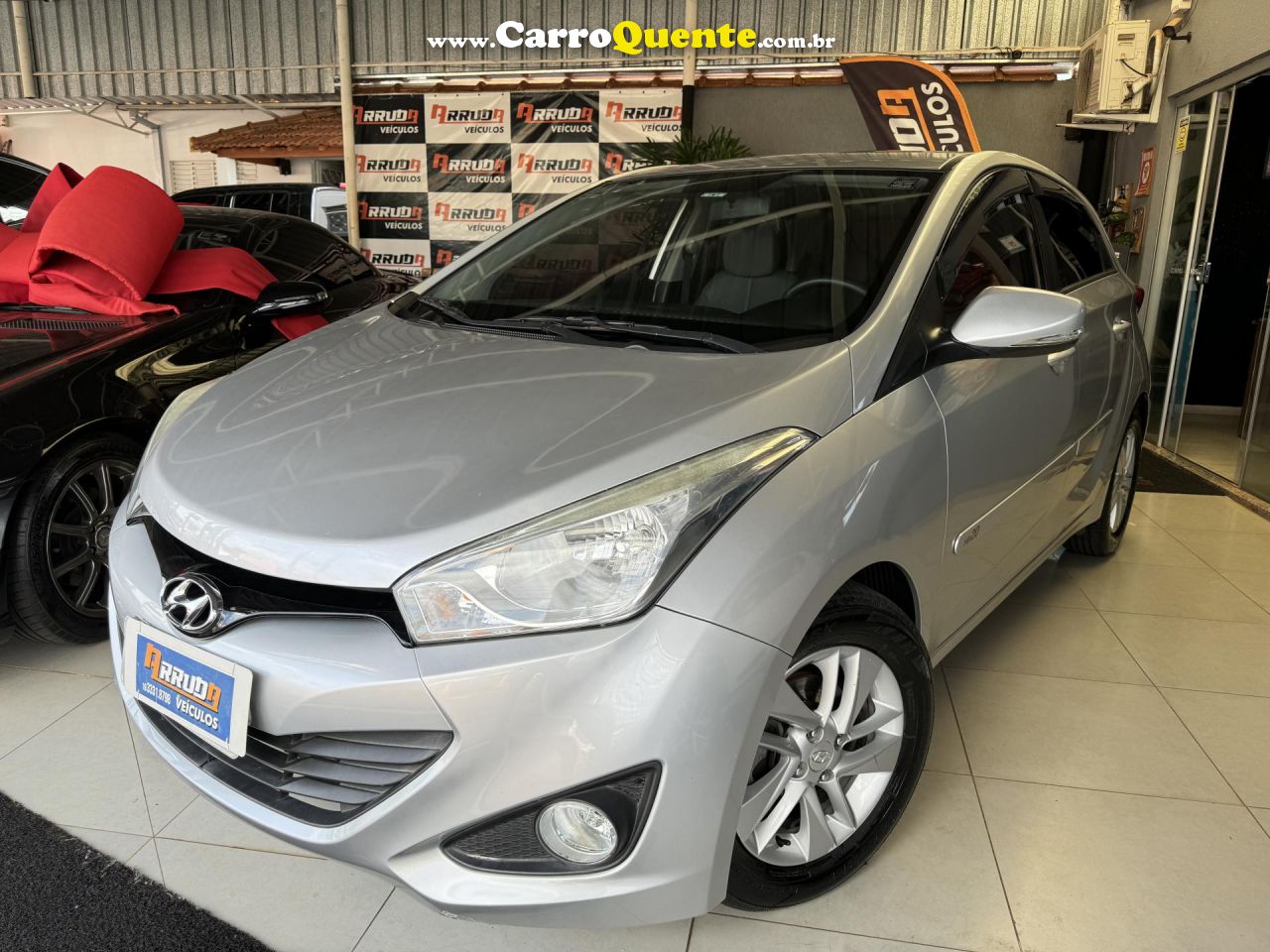 HYUNDAI   HB20 PREMIUM 1.6 FLEX 16V AUT.   PRATA 2013 1.6 FLEX - Loja