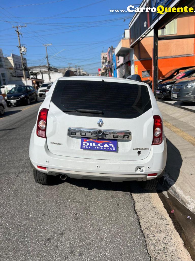 RENAULT   DUSTER DYNAMIQUE 2.0 FLEX 16V AUT.   BRANCO 2015 2.0 FLEX - Loja