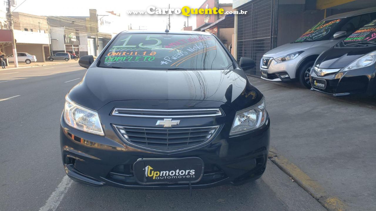 CHEVROLET   ONIX HATCH LT 1.0 8V FLEXPOWER 5P MEC.   PRETO 2015 1.0 FLEX - Loja