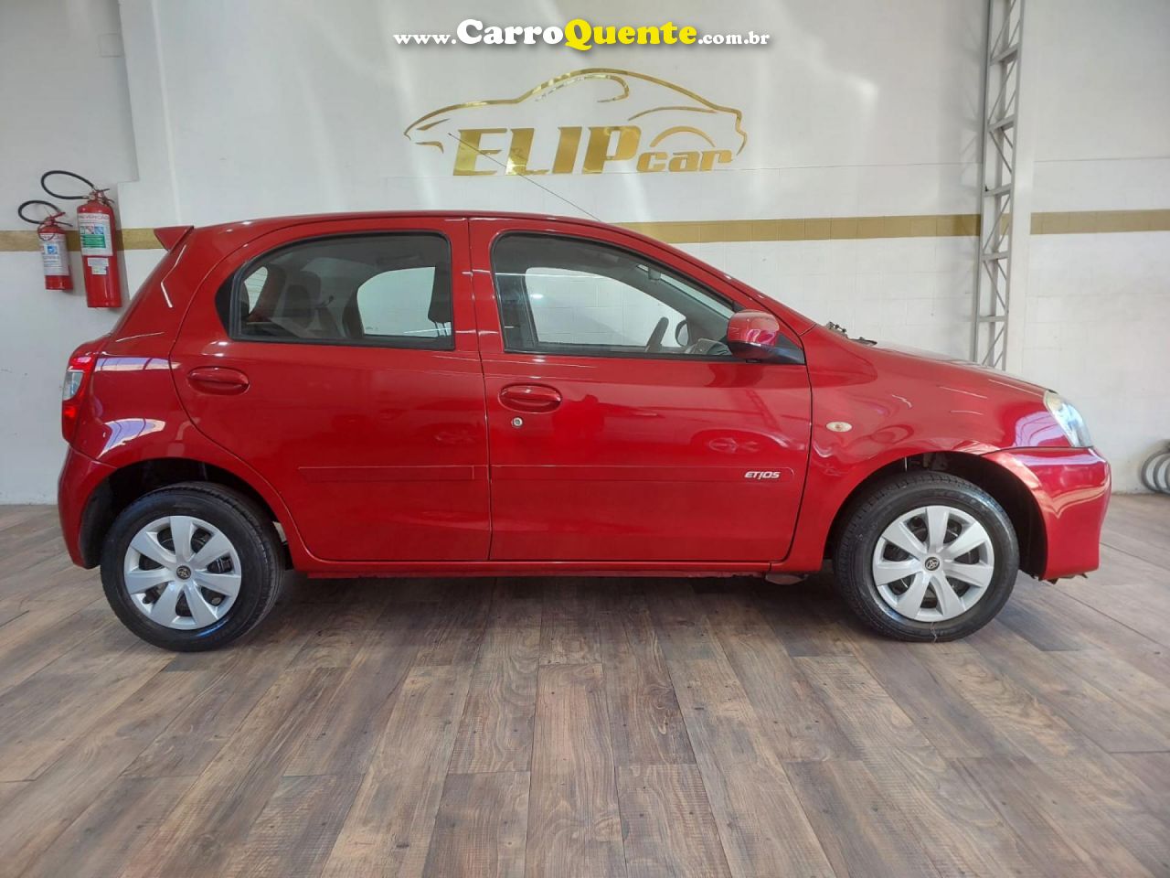 TOYOTA   ETIOS X 1.3 FLEX 16V 5P MEC.   VERMELHO 2014 1.3 FLEX - Loja