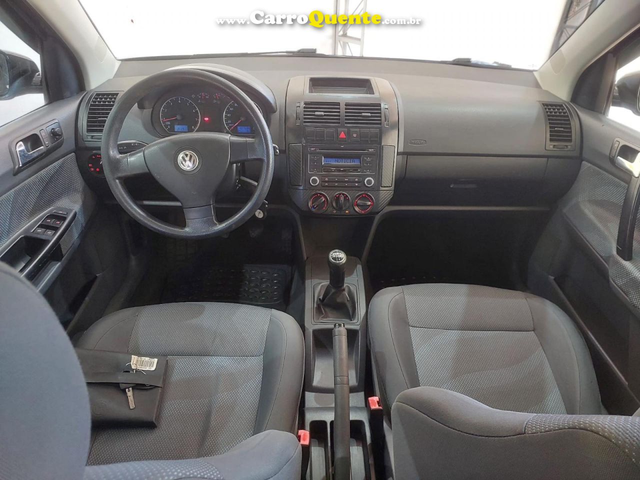 VOLKSWAGEN   POLO SEDAN 1.6 MI TOTAL FLEX 8V 4P   PRETO 2011 1.6 FLEX - Loja