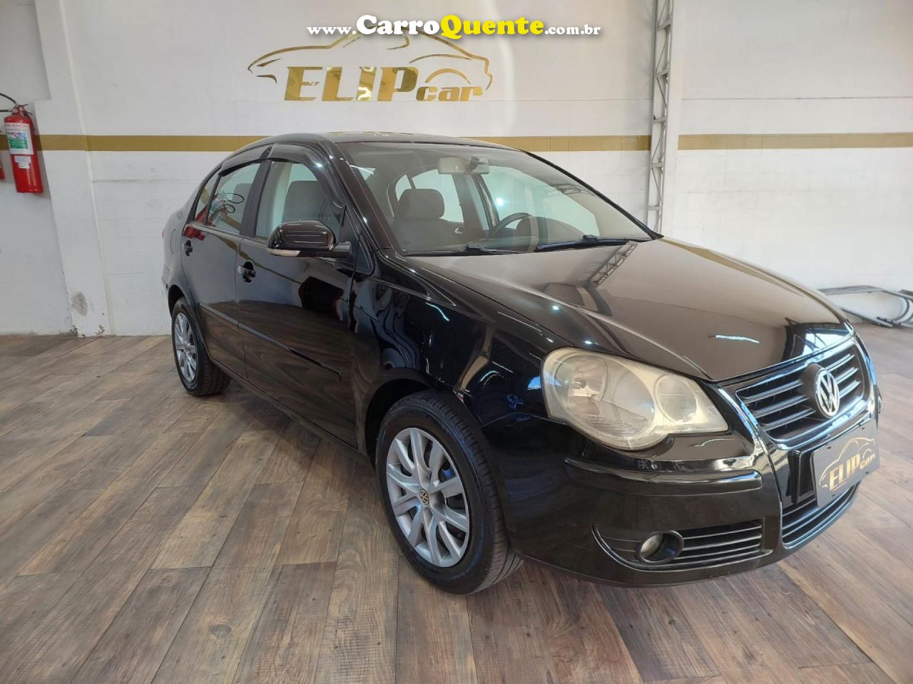 VOLKSWAGEN   POLO SEDAN 1.6 MI TOTAL FLEX 8V 4P   PRETO 2011 1.6 FLEX - Loja