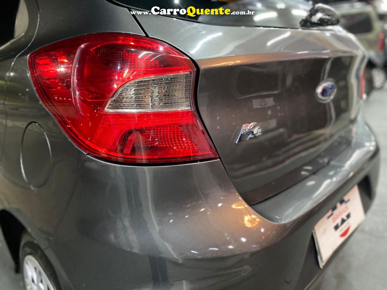 FORD   KA 1.0 SESE PLUS TIVCT FLEX 5P   CINZA 2019 1.0 FLEX - Loja