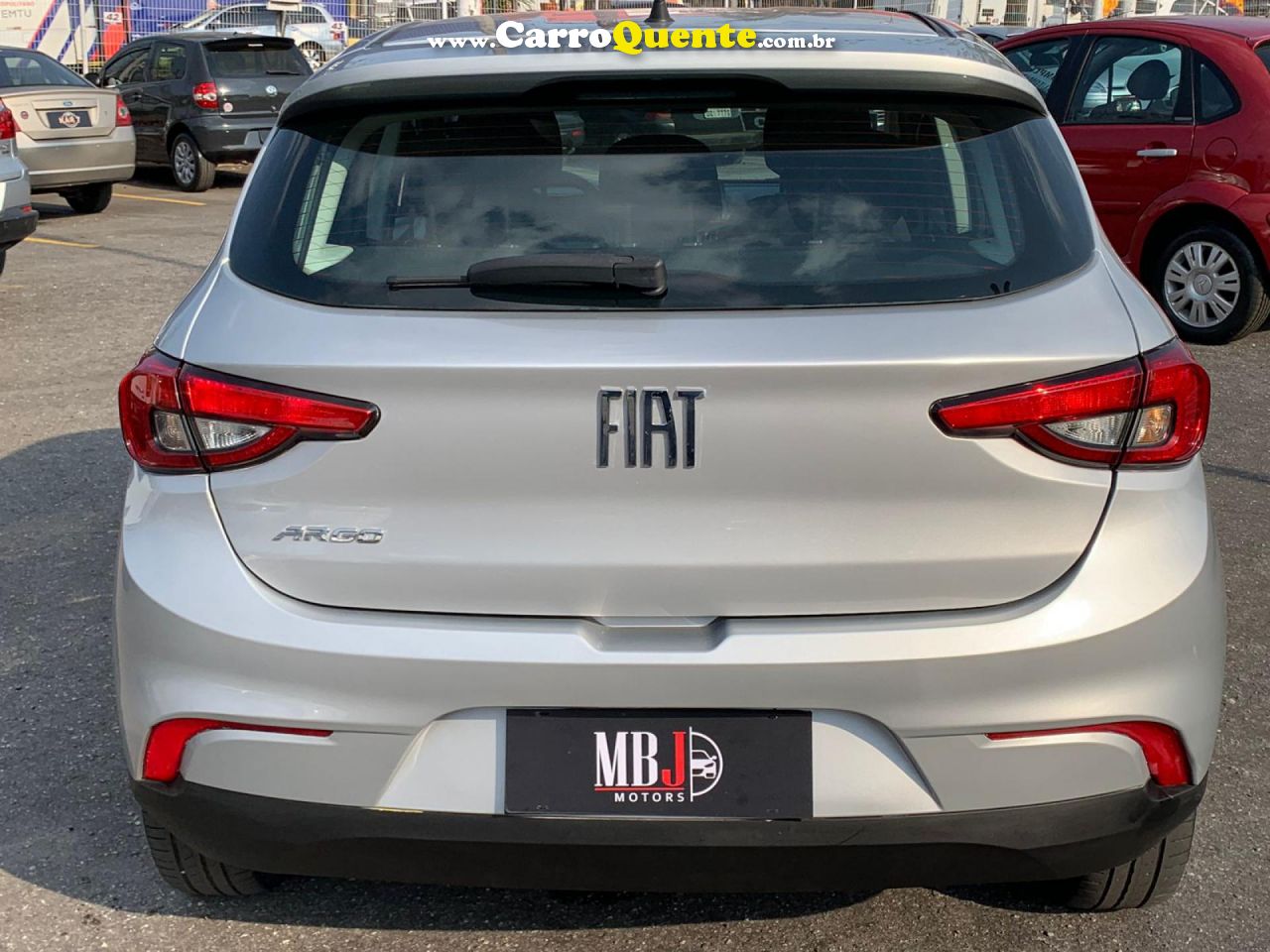 FIAT   ARGO 1.0 6V FLEX.   PRATA 2023 1.0 FLEX - Loja