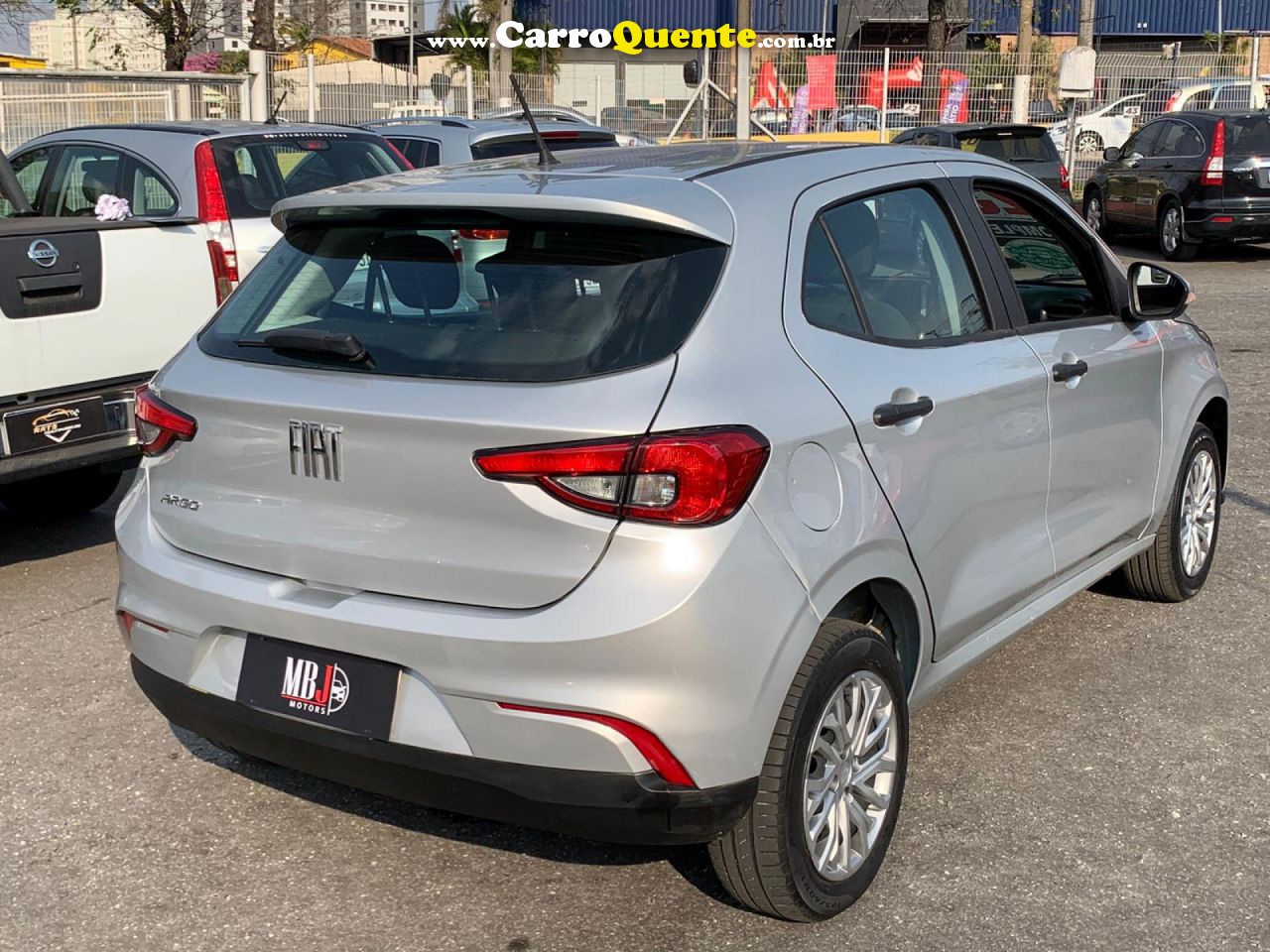 FIAT   ARGO 1.0 6V FLEX.   PRATA 2023 1.0 FLEX - Loja