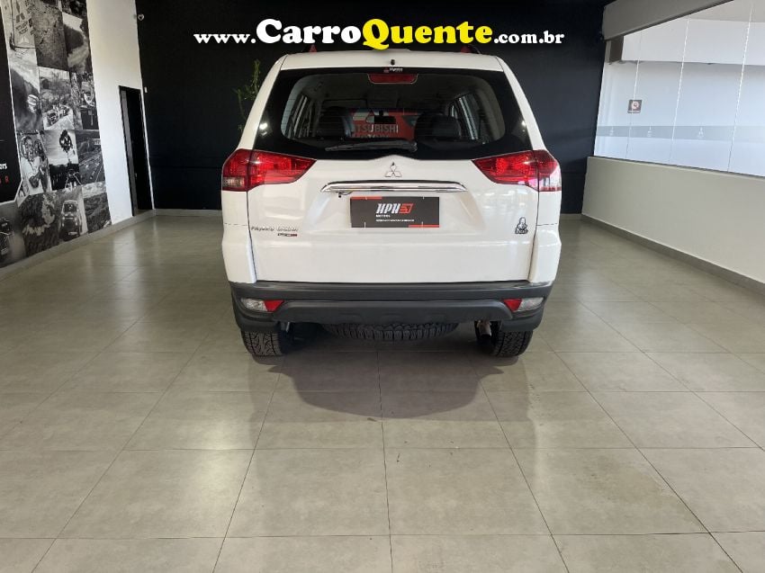 Mitsubishi PAJERO DAKAR 3.2 4X4 16V TURBO INTERCOOLER DIESEL 4P AUTOMÁTICO - Loja